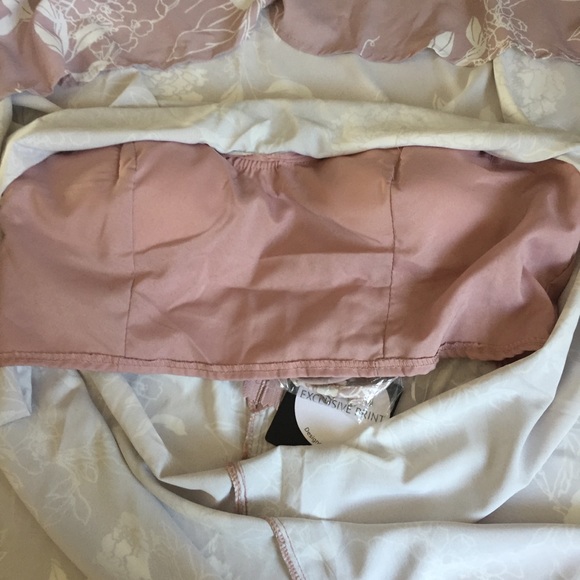 Ivory Dress - Picture 10 of 10